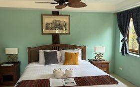 On The Mekong Resort